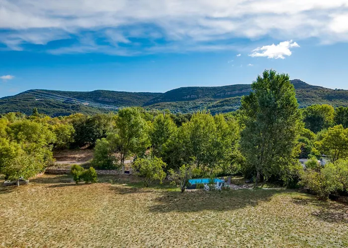 La Treve Semesterbostad