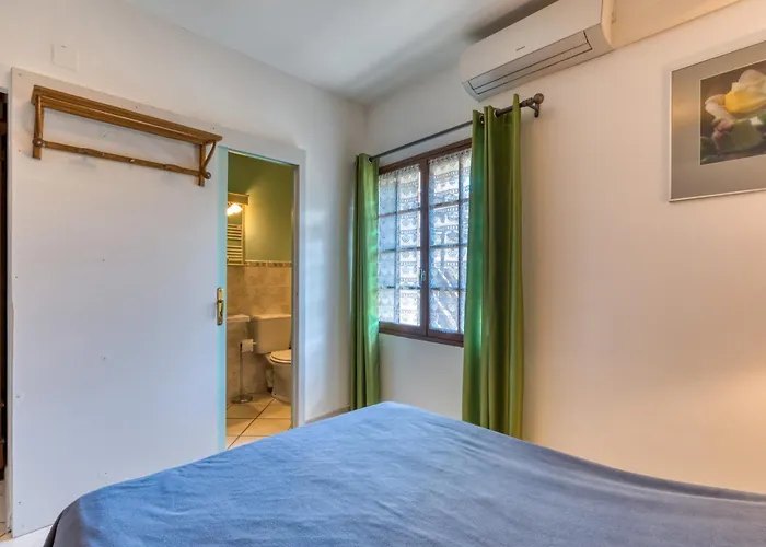 La Treve Semesterbostad *