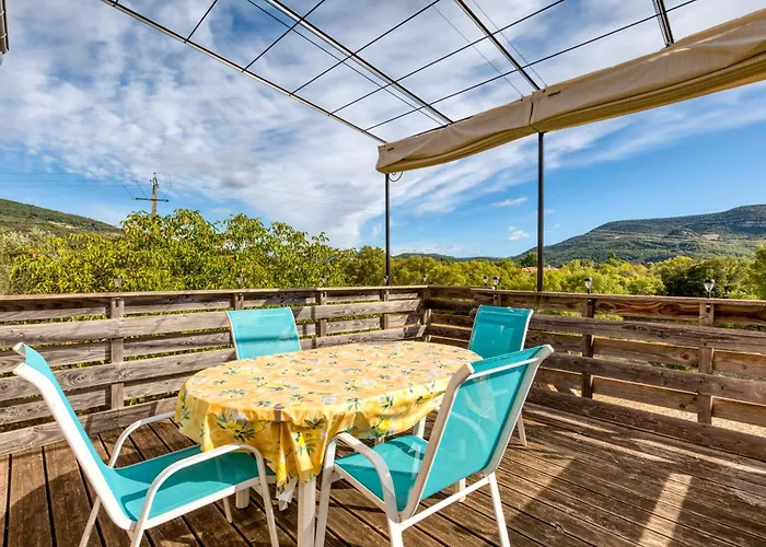 La Treve La Tour-sur-Orb